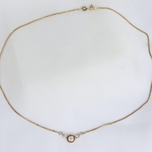 Elegancki Naszyjnik z 9K Złota z Trzema Diamentami 0,20 ct – Oprawa Collet – 37 cm