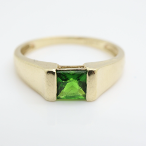 9ct Gold Single Stone 0.45Ct Chrome Diopside Ring, Size 18