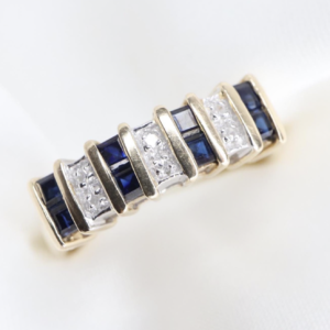 Złoty Pierścionek 9K (p.375) z Szafirami i Diamencikami, r. 14