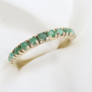 Złoty Pierścionek 9K (p.375) ze Szmaragdami, r. 13,5