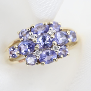 Złoty Pierścionek 9K (p.375) z Tanzanitami i Diamencikami, r. 10