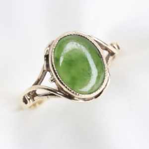 Złoty Pierścionek 9K (p.375) z Jadeitem, r. 15,5