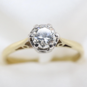 Złoty Pierścionek 18K (p.750) z Diamentem w Platynie, r. 13