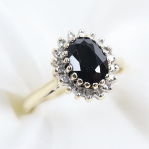 Złoty Pierścionek 9K (375) z Szafirem i Diamentami, r. 16