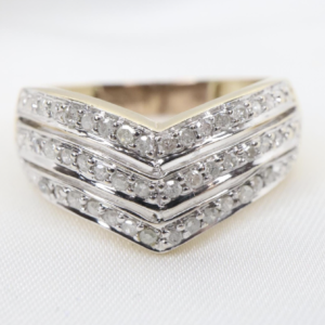 Złoty Pierścionek 9K (375) z Diamentami, Wishbone, r. 17