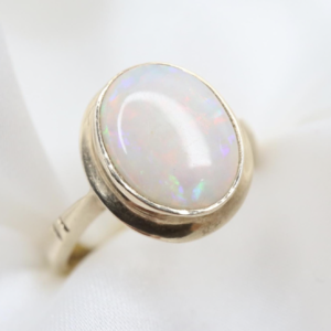 Złoty Pierścionek 9K (375) z Naturalnym Opalem, r. 11,5