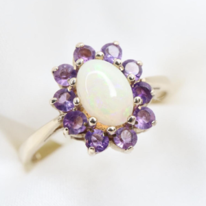 Złoty Pierścionek 9K (375) Z Opalem i Ametystami – rozmiar 18