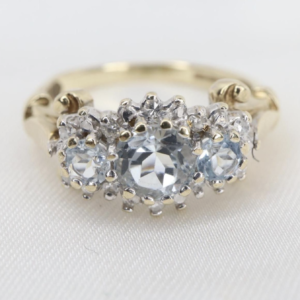 Złoty Pierścionek 9K (375) z Akwamarynami i Diamentami, r. 8