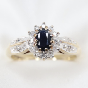 Złoty Pierścionek 9K (375) z Szafirem i Diamentami, r. 9