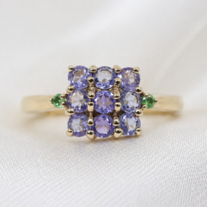 Złoty Pierścionek 9K (375) z Tanzanitami i Akcentem Szmaragdów, r. 13,5