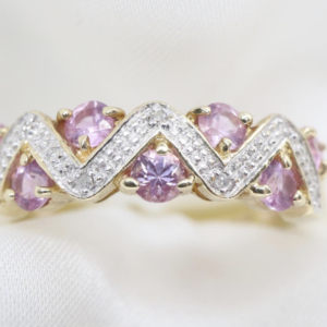 Złoty Pierścionek 9K (375) z Różowymi Szafirami i Diamencikami, r. 17