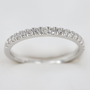Platynowa Obrączka 950 z Diamentami, r. 9