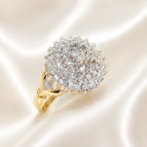 Efektowny pierścionek vintage typu cluster z diamentami 0,50 ct z żółtego złota 9 ct, r. 10